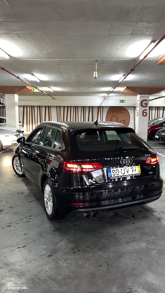 Audi A3 Sportback 2.0 TDI Design - 3