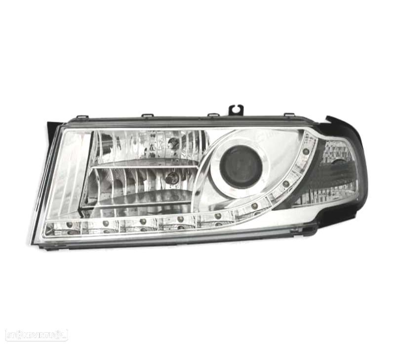 FARÓIS FRONTAIS LUZ DIURNA OCTAVIA 01-04. FUNDO CROMADO - 4