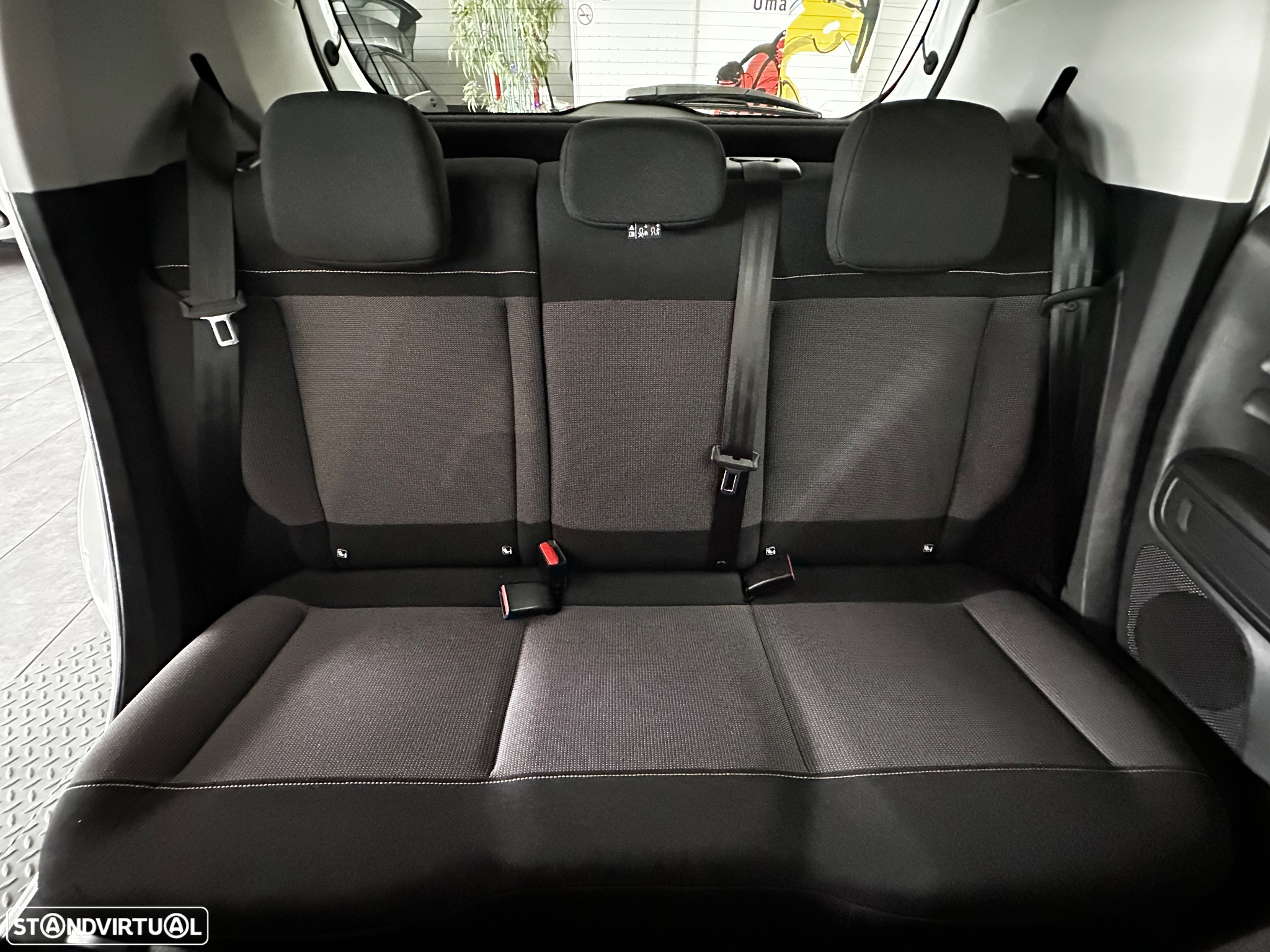 Citroën C3 1.5 BlueHDi Feel - 24