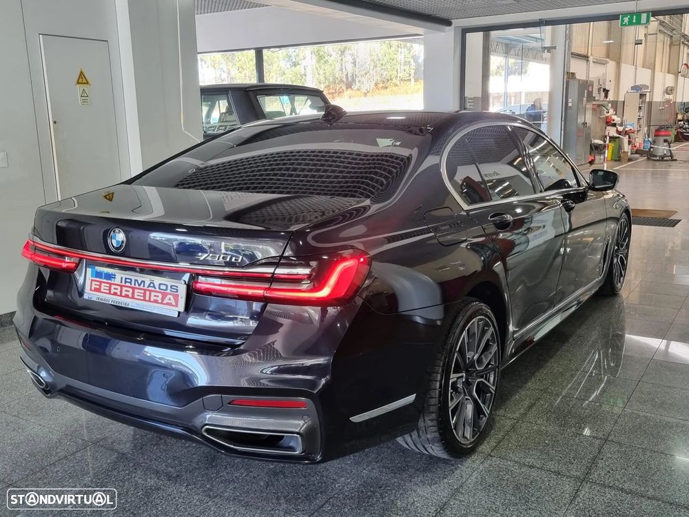 BMW 730 d Pack M - 4