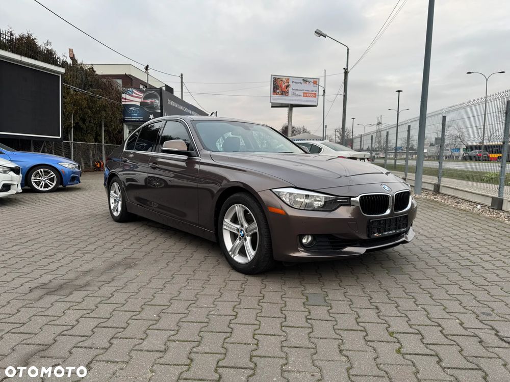 BMW Seria 3 328i Sport-Aut Luxury Line - 1