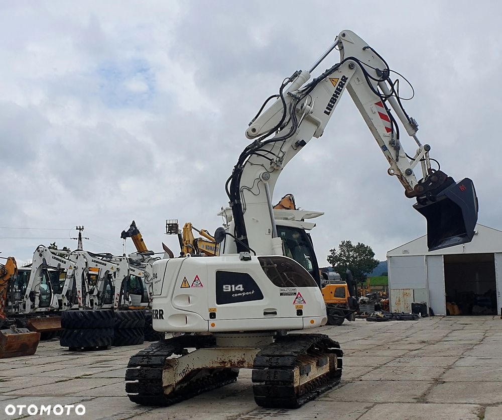 Liebherr R914 - 12