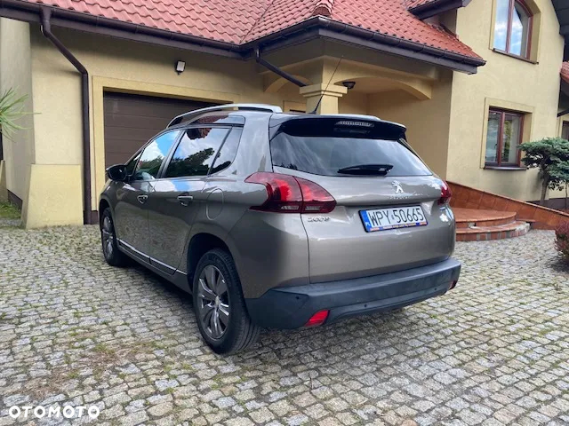 Peugeot 2008 1.2 Pure Tech Style - 6
