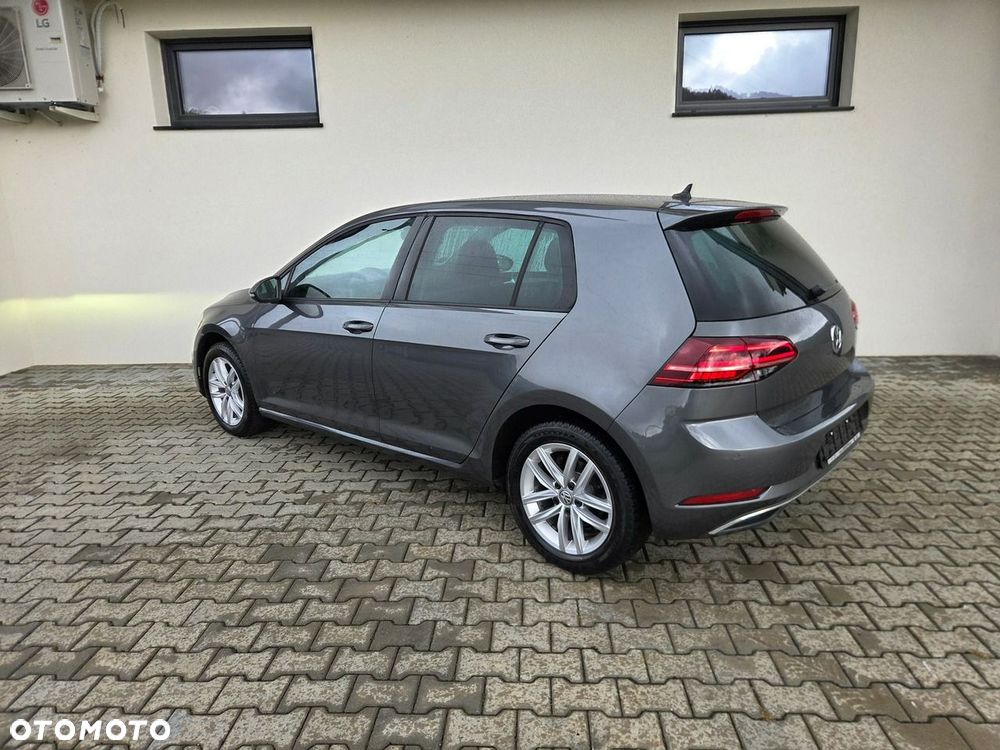 Volkswagen Golf - 17
