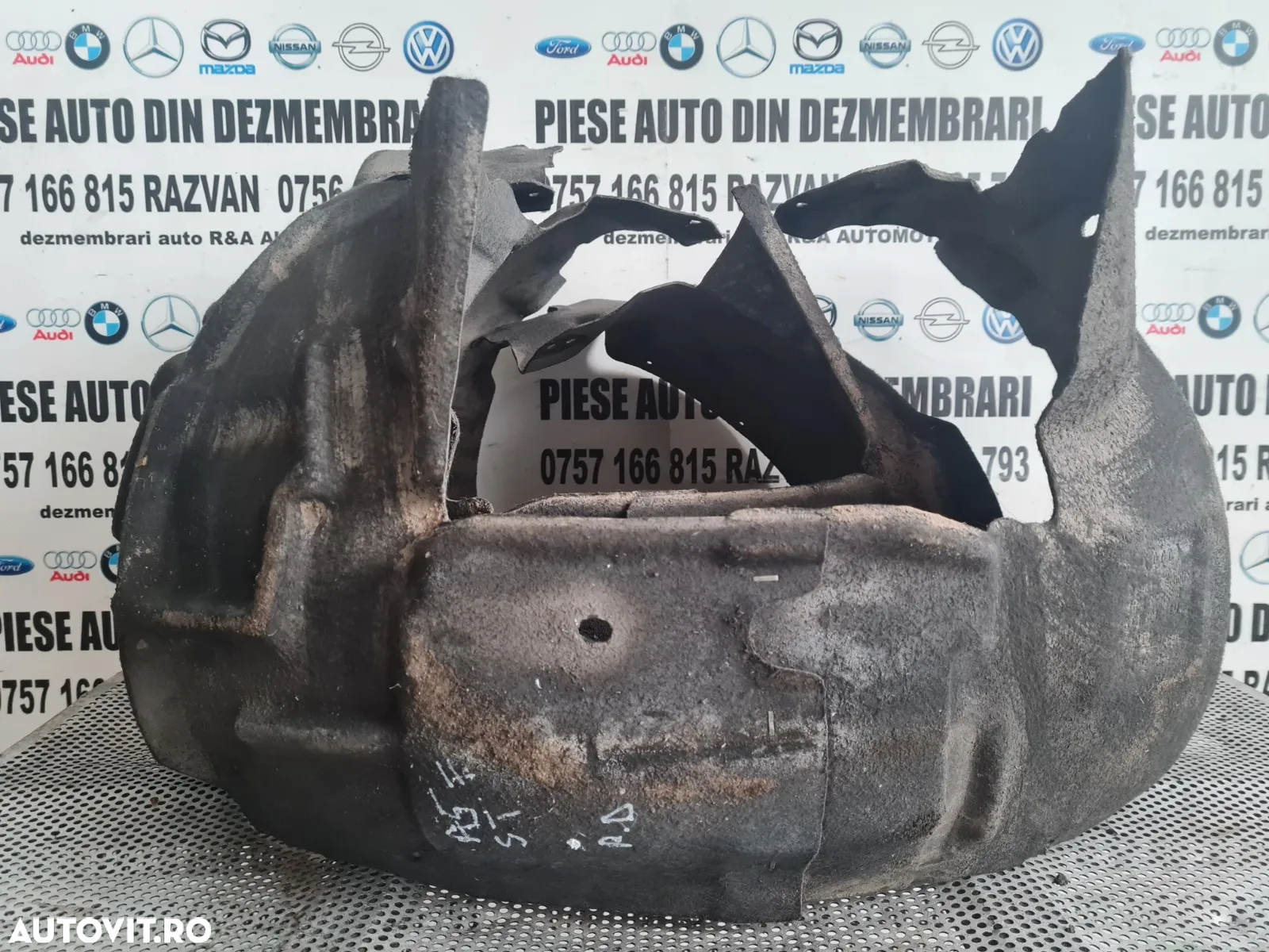 Carenaje Carenaj Aparatoare Noroi Roata Stanga Dreapta Fata Audi A5 2.0 Tdi Euro 5 Motor CJC Cutie - 3