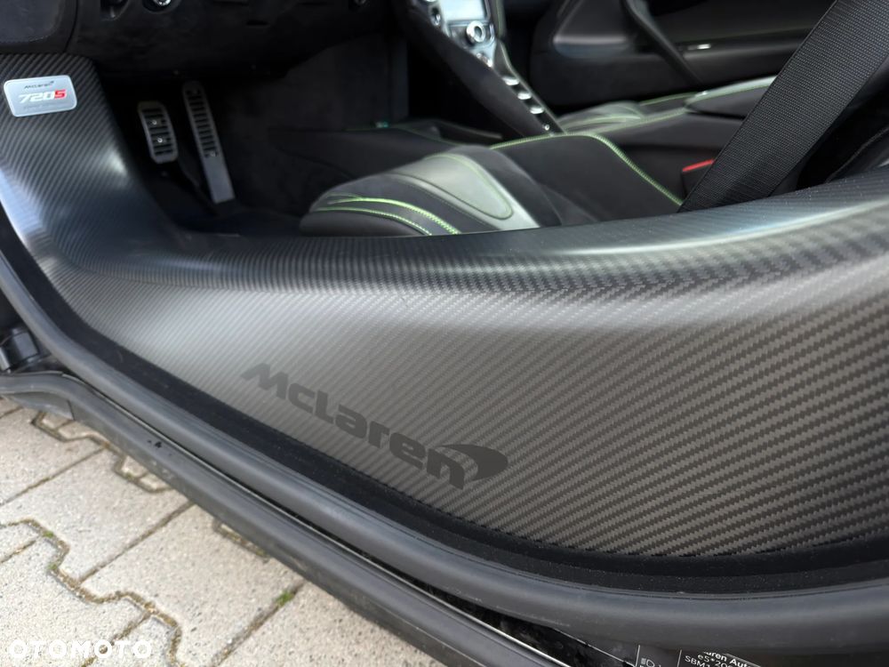 McLaren 720S Coupe - 17