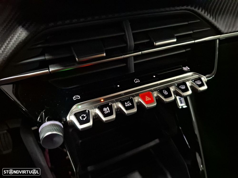 Peugeot 2008 1.2 PureTech Style — fotografia 19