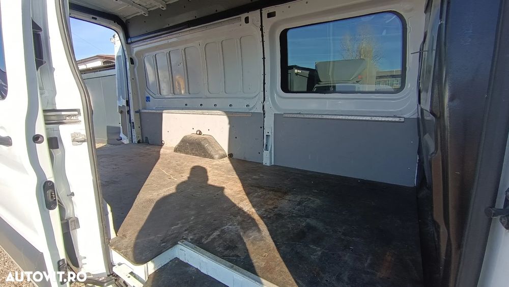 Ford Transit - 29
