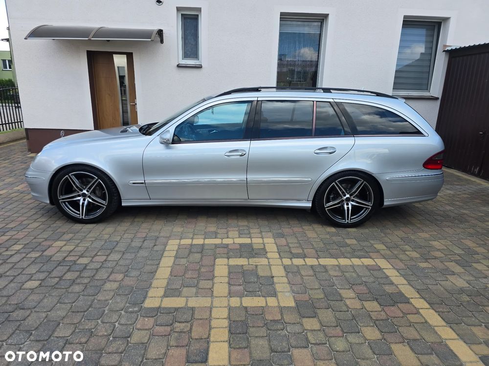 Mercedes-Benz Klasa E 320 CDI 7G-TRONIC Avantgarde DPF - 7