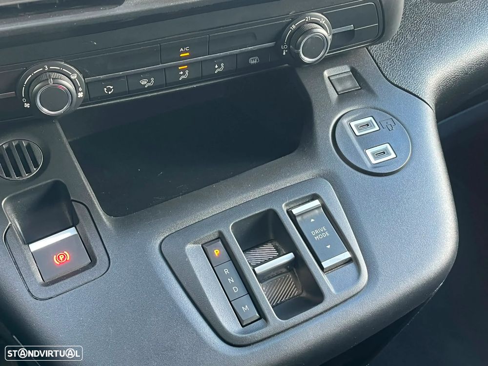 Peugeot Partner Standard 1.5 BlueHDi 130cv EAT8 (caixa automática) - 29