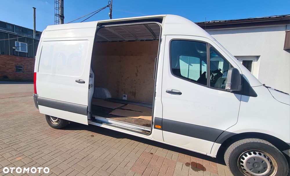 Mercedes-Benz SPRINTER 910 - 10