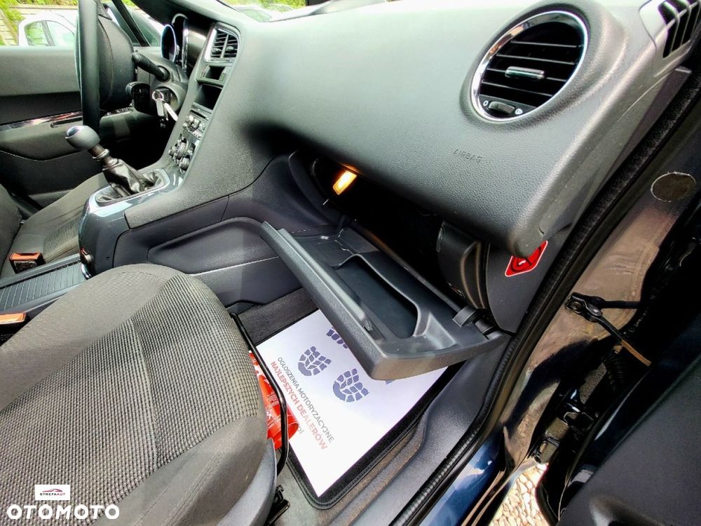 Peugeot 5008 - 21