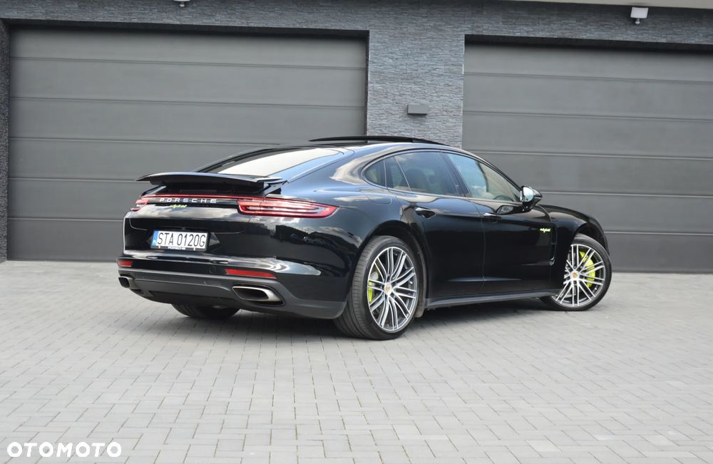 Porsche Panamera 4 E-Hybrid Executive - 6