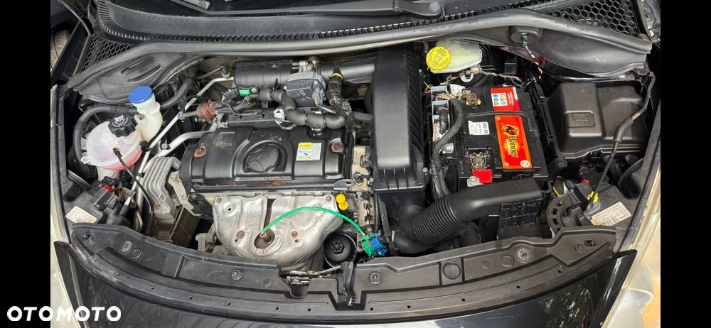 Peugeot 207 90 Sport - 9