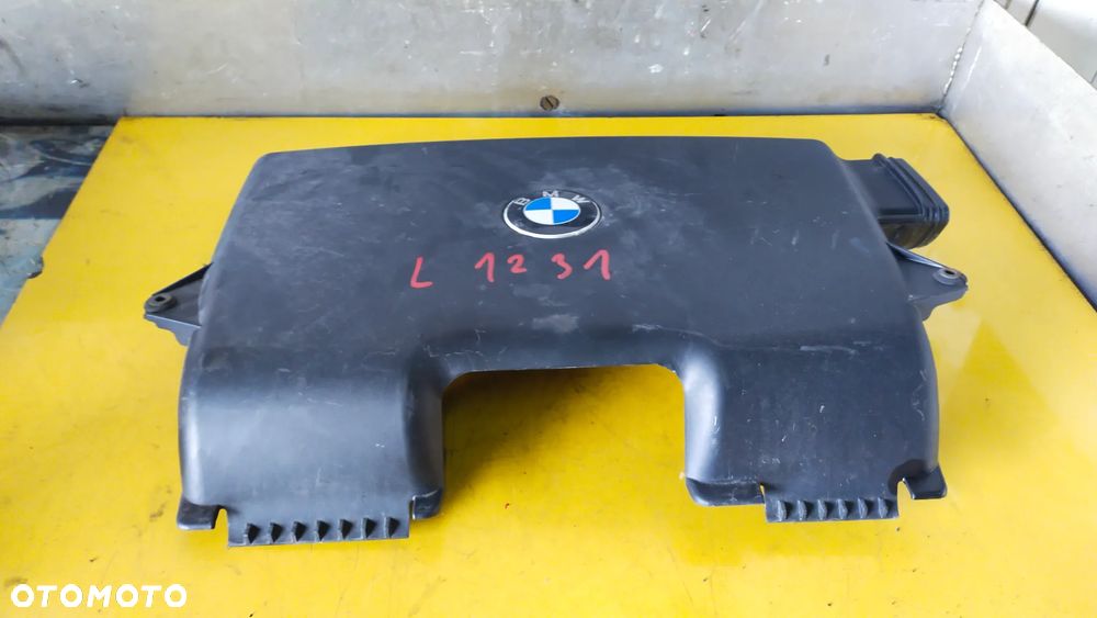 BMW E87 POKRYWA SILNIKA WLOT POWIETRZA 7561927 - 1