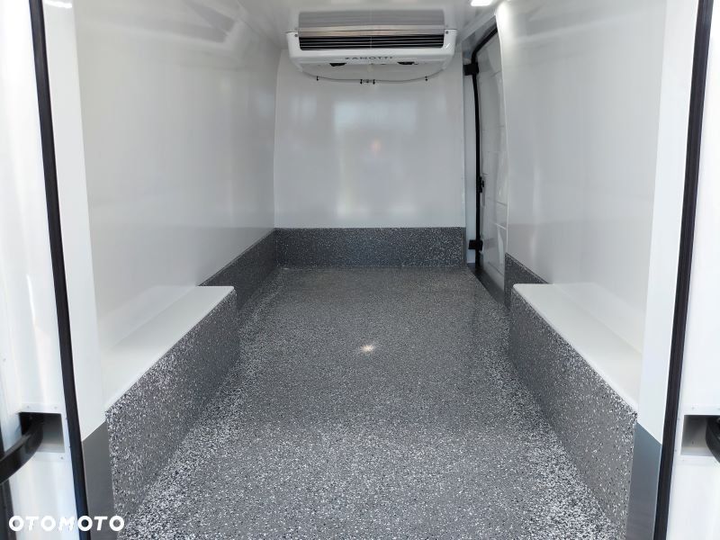 Renault Master - 9