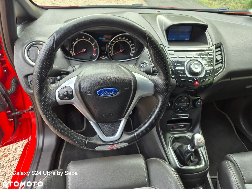 Ford Fiesta 1.6 EcoBoost mit Leder-Sport-Paket ST - 14