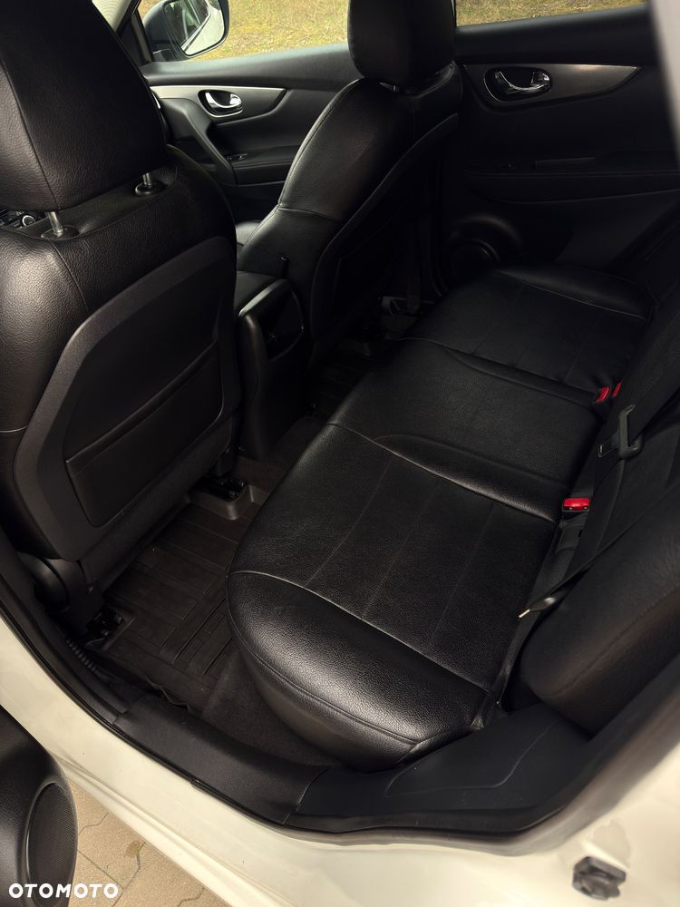 Nissan Qashqai - 11