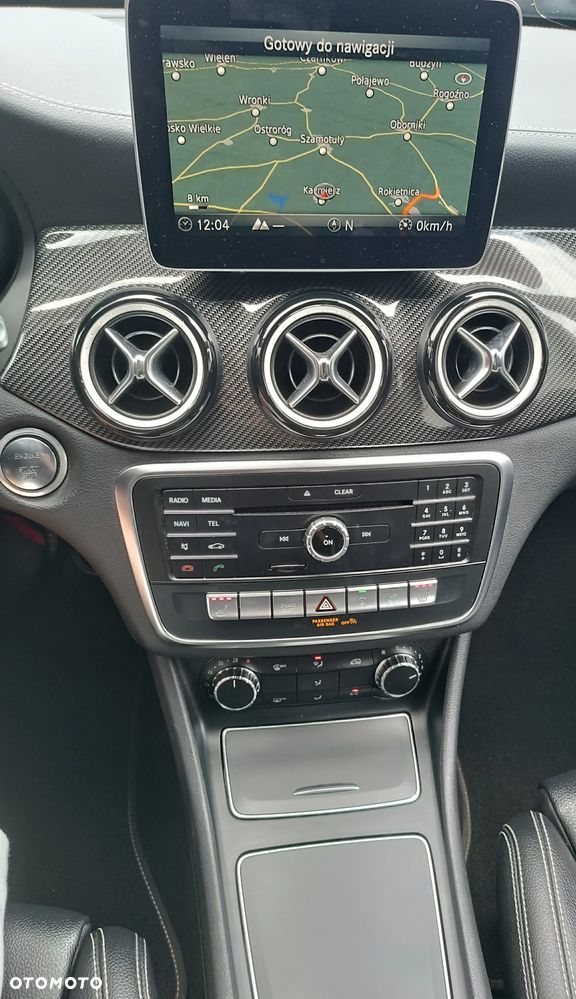 Mercedes-Benz CLA 180 7G-DCT UrbanStyle Edition - 13