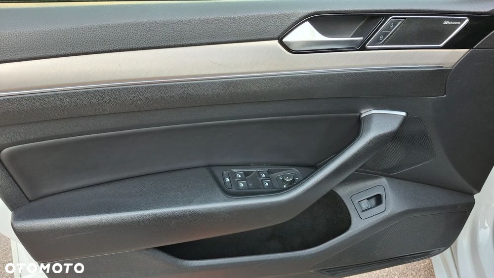 Volkswagen Arteon 2.0 TDI SCR Elegance DSG - 39