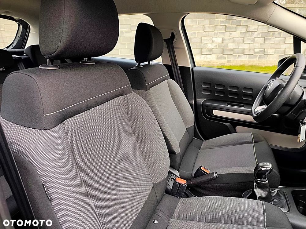 Citroën C3 Pure Tech 82 SHINE - 23