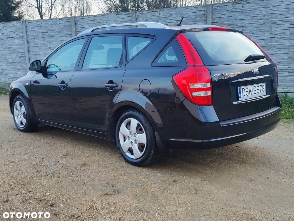 Kia Ceed 1.4 CVVT Attract - 9