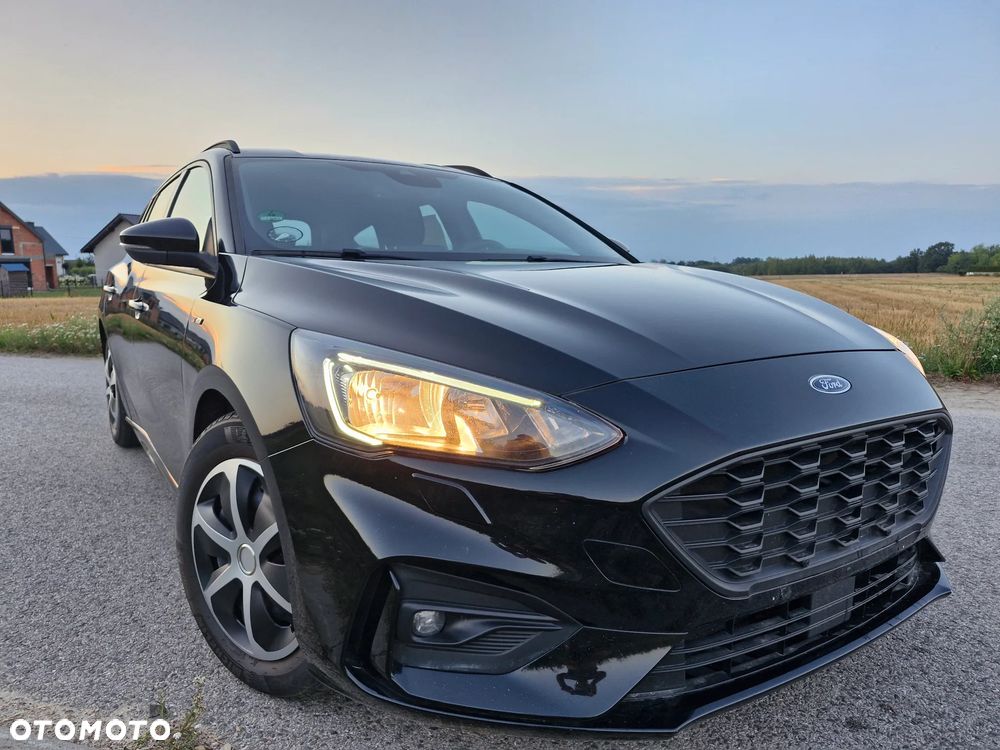 Ford Focus ver-2-0-ecoblue-st--line - 4