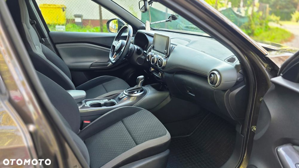 Nissan Juke 1.0 DIG-T N-Connecta DCT - 18