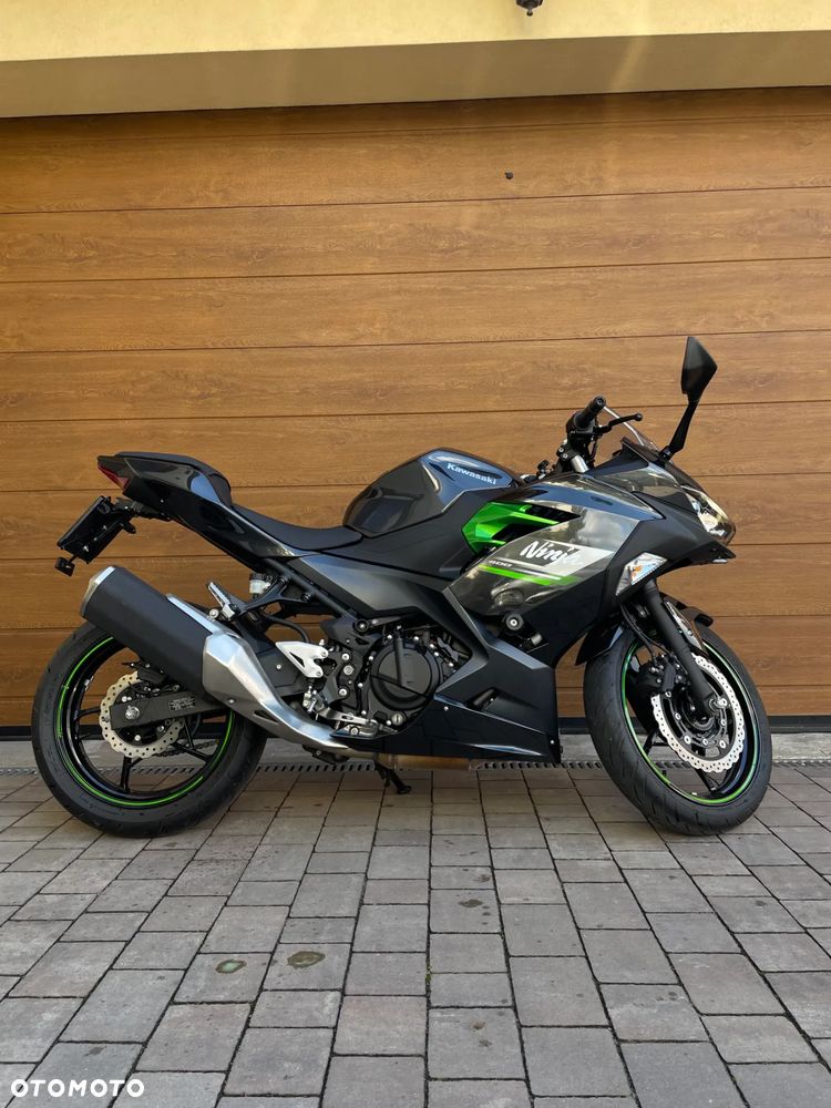 Kawasaki Ninja 400 - 5