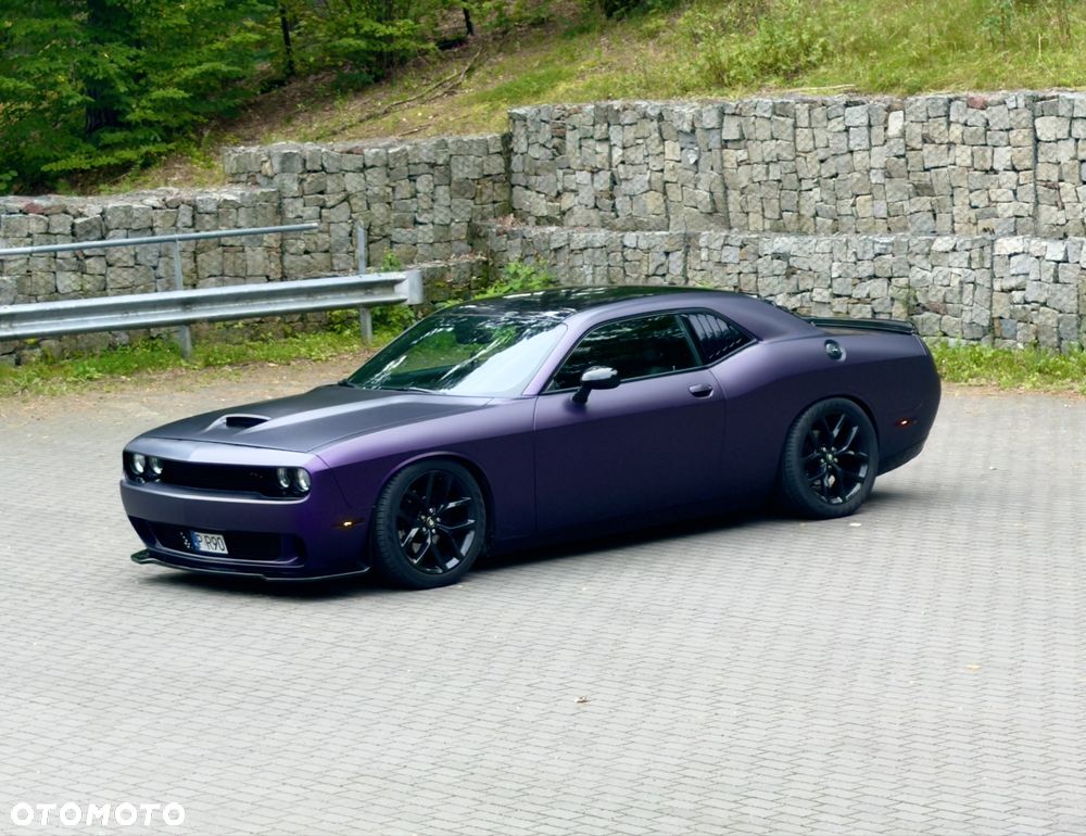 Dodge Challenger - 3