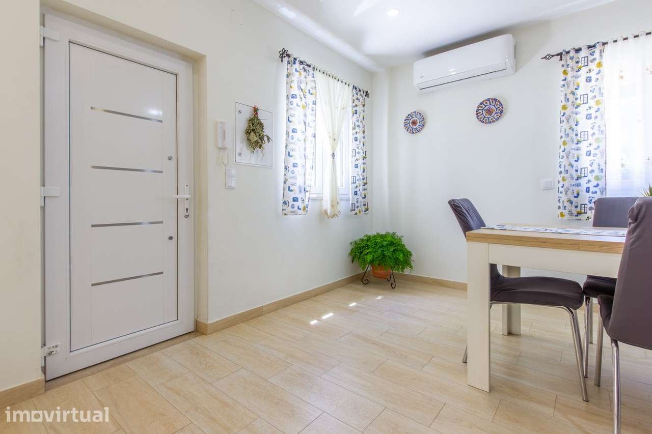 Moradia T2 com Garagem para 4 Viaturas e Vinha Certificada | Palhota - Grande imagem: 4/25