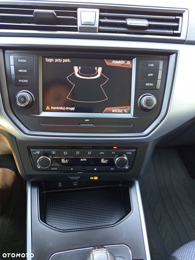 Seat Arona - 30