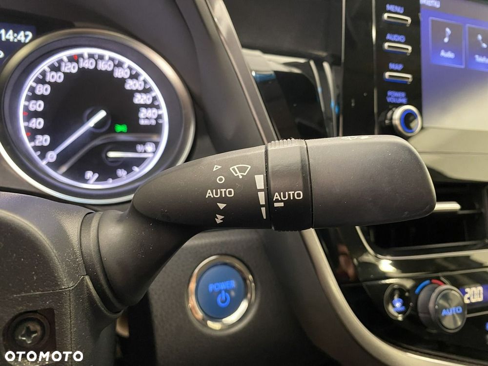 Toyota Camry 2.5 Hybrid Comfort CVT - 25
