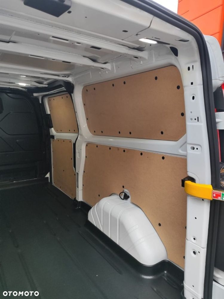 Ford Transit Custom - 25