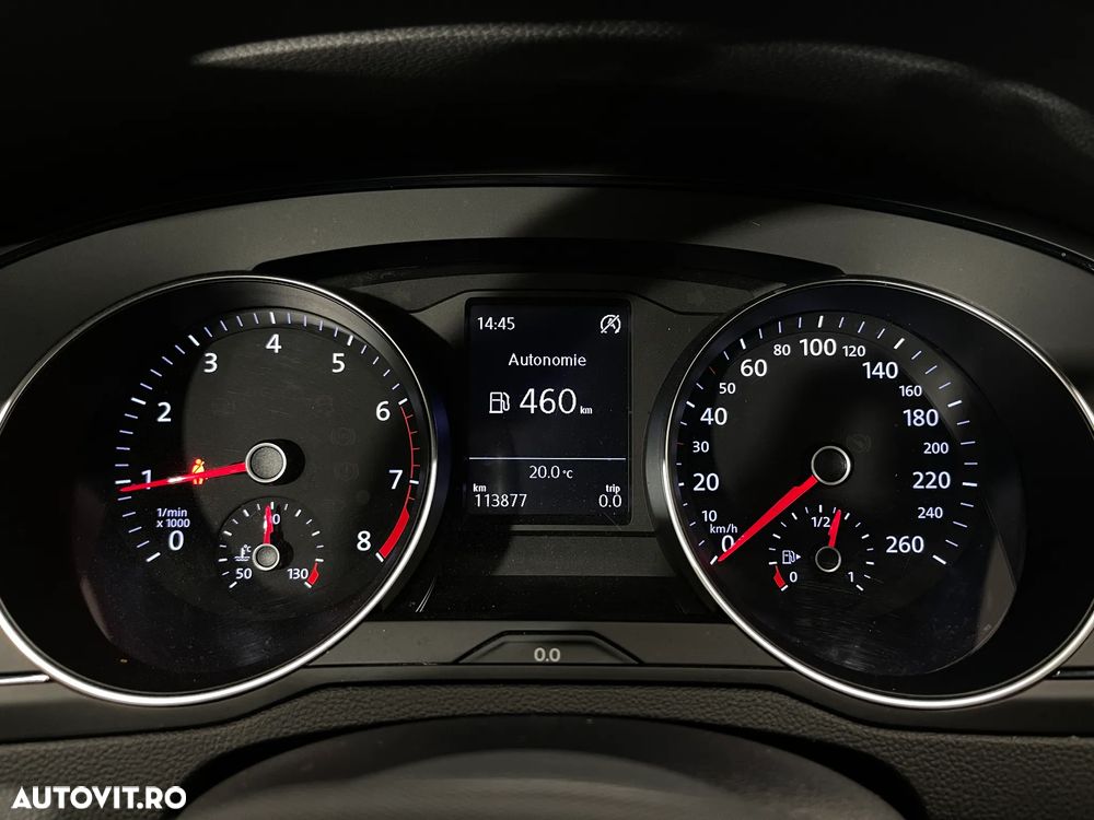 Volkswagen Passat 1.5 TSI ACT Advance - 26