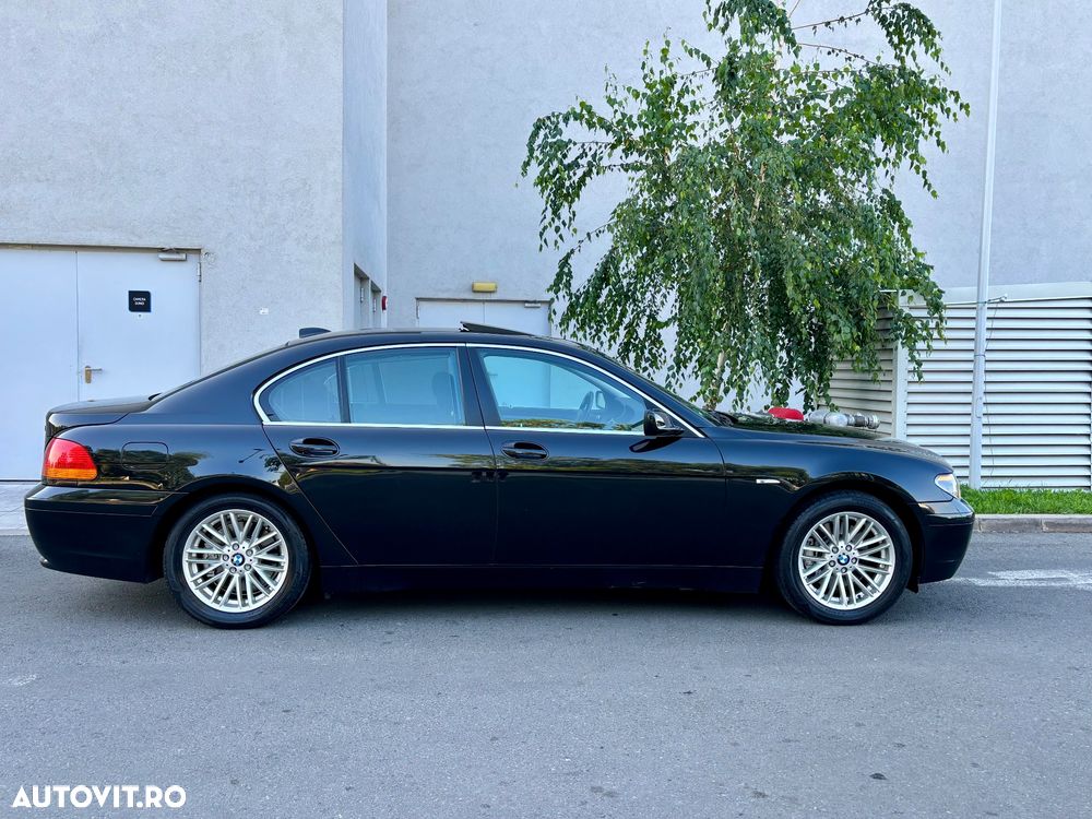 BMW Seria 7 745i - 13