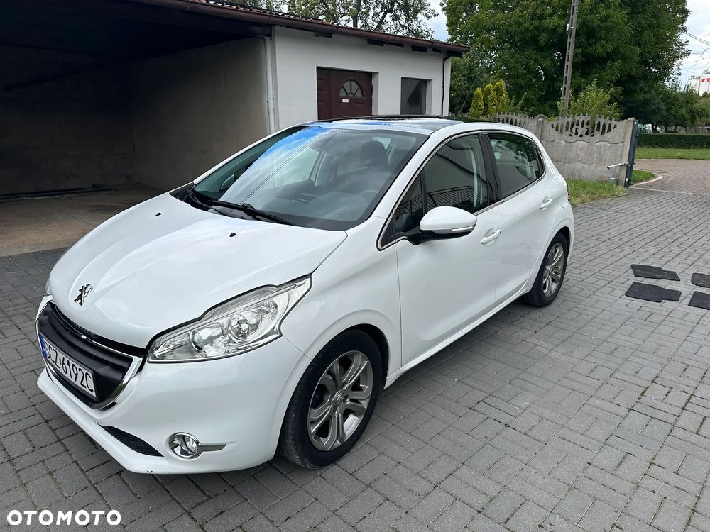 Peugeot 208 1.6 e-HDi Allure STT - 4