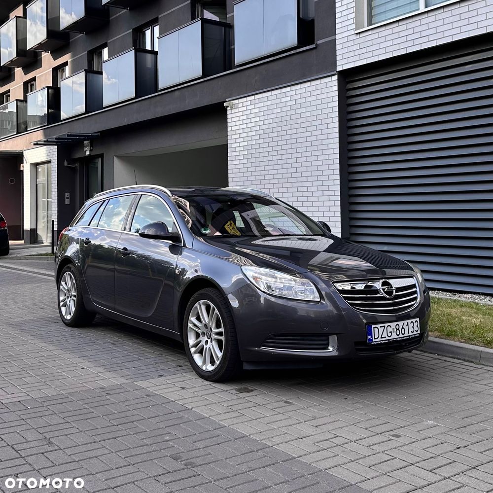 Opel Insignia - 1