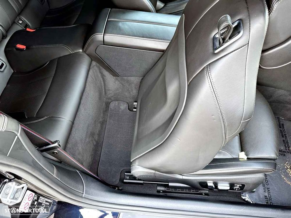 BMW M850i xDrive - 32