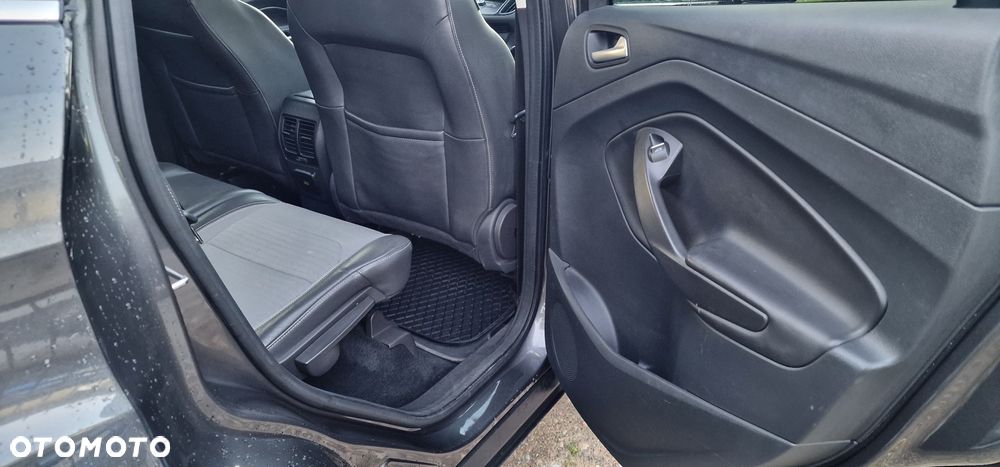 Ford Kuga 2.0 TDCi AWD Titanium - 17