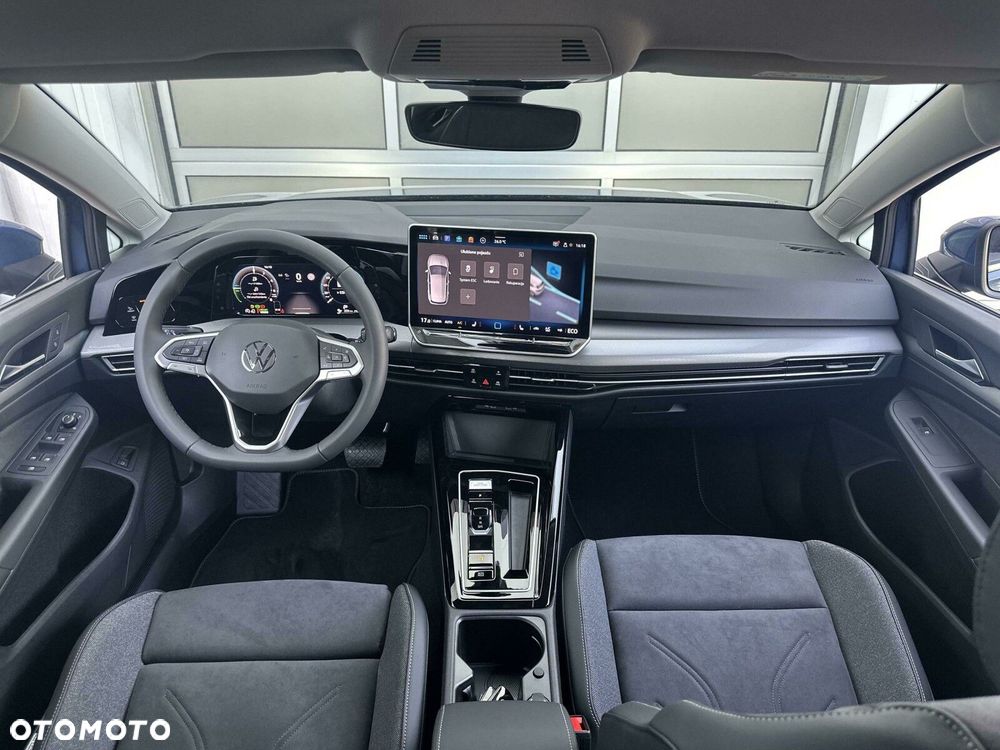 Volkswagen Golf - 16