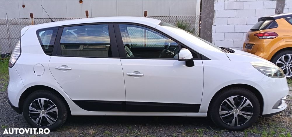 Renault Scenic - 10