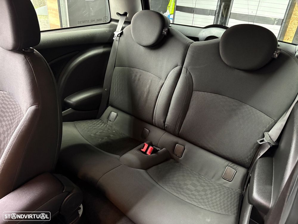 MINI 3 Portas Cooper S - 31