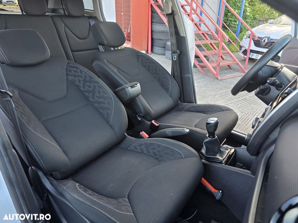 Renault Clio (Energy) TCe 90 Start & Stop LIMITED - 13