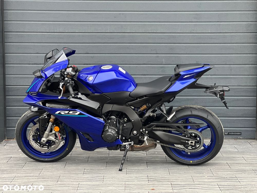 Yamaha R9 - 22