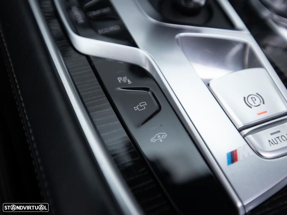 BMW 730 - 26