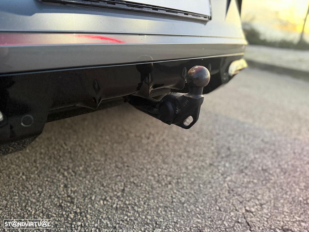 Cupra Formentor 1.4 e-Hybrid DSG VZ - 9