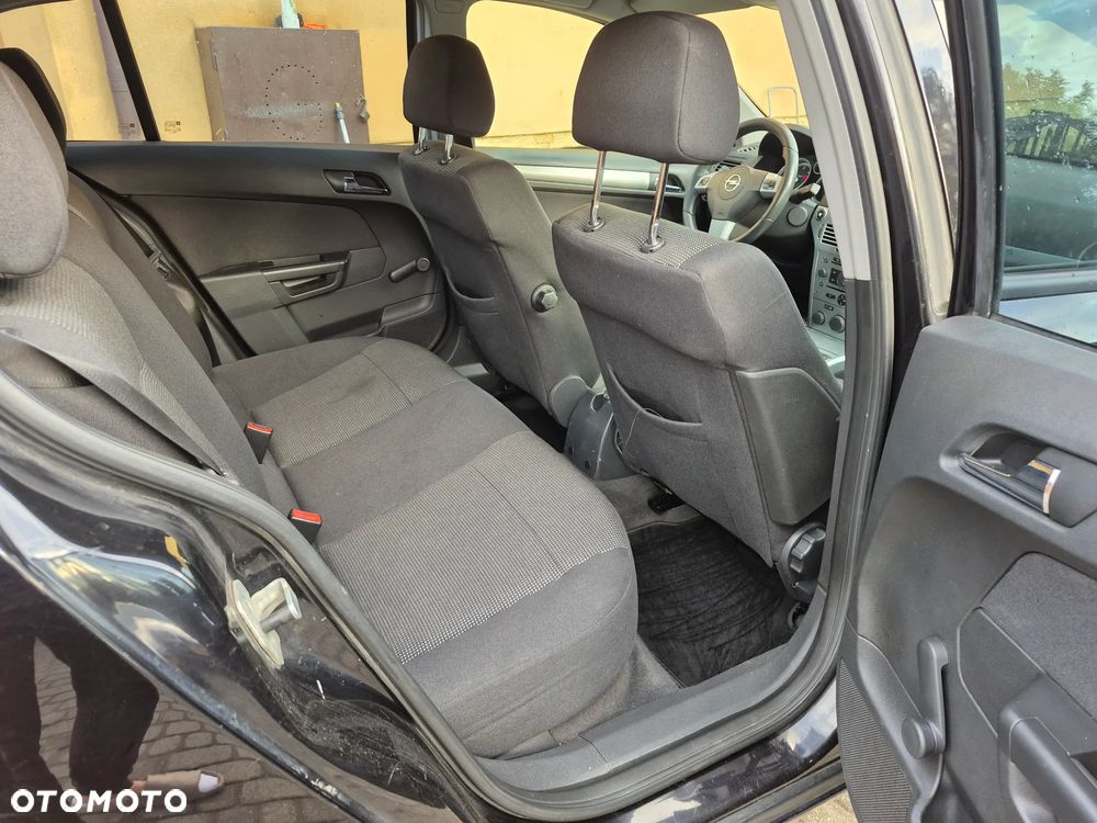 Opel Astra 1.7 CDTI Elegance - 10