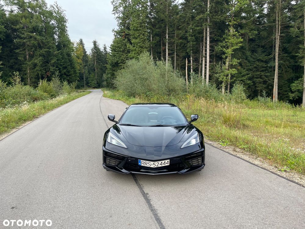 Chevrolet Corvette - 17