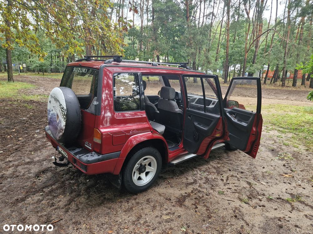 Suzuki Vitara 1.6 JX Long - 23